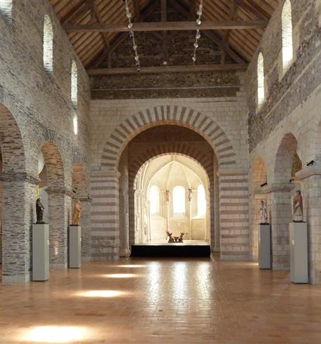 La collégiale Saint-Martin d'Angers, visite incontournable de votre séjour à l'hôtel - 
