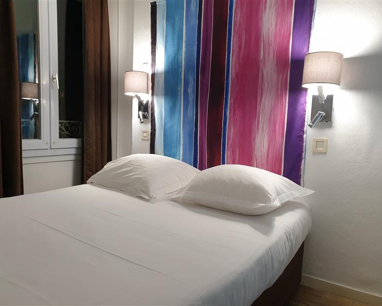 Chambre simple le Hôtel Royalty Angers - 