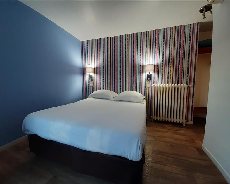 Chambre double le Hôtel Royalty Angers - 