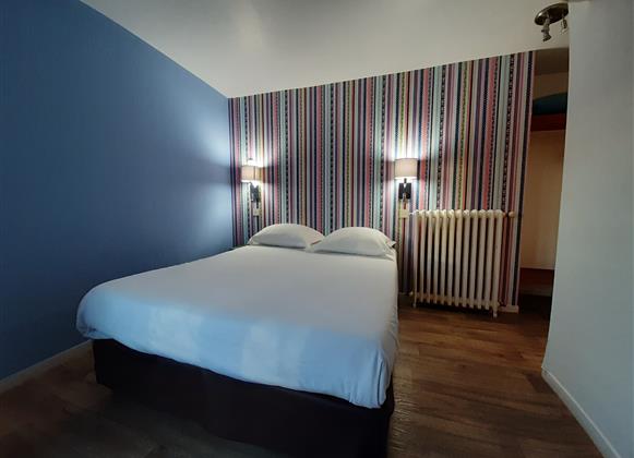 Chambre double le Hôtel Royalty Angers - 